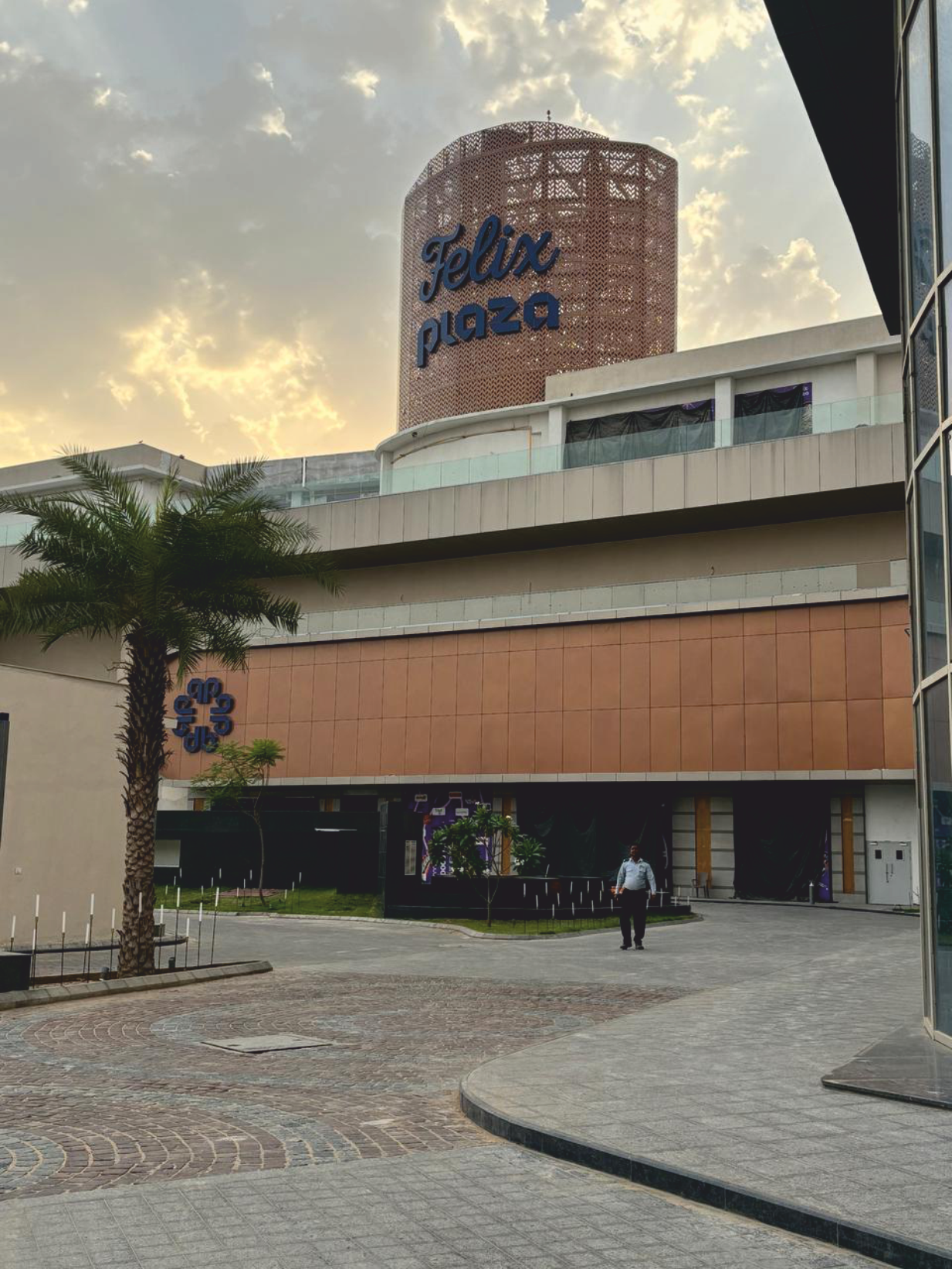 felix plaza mall Project Work