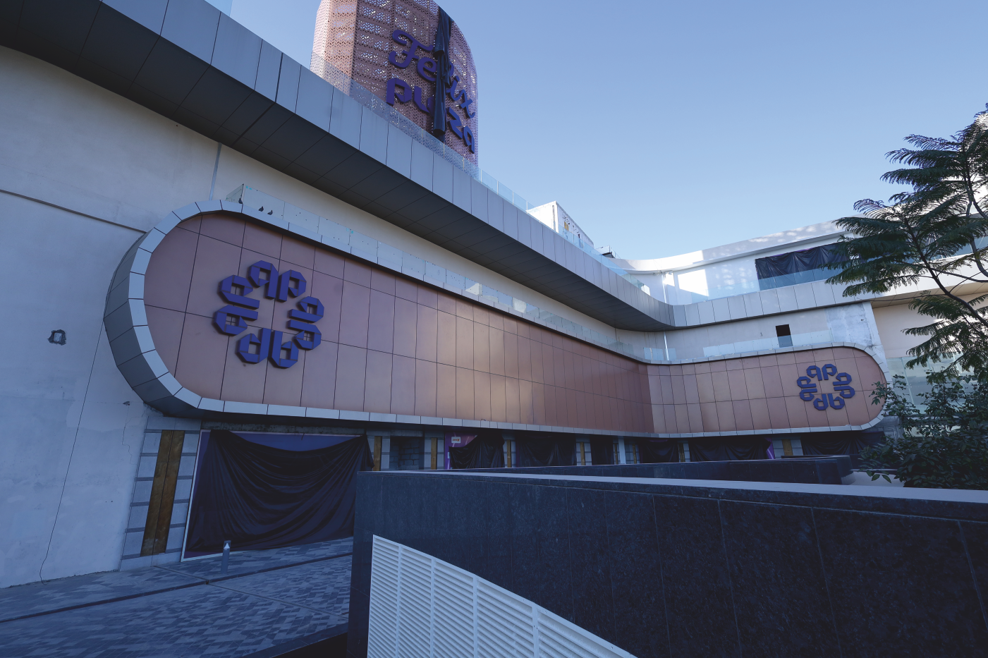 felix plaza mall Project Work